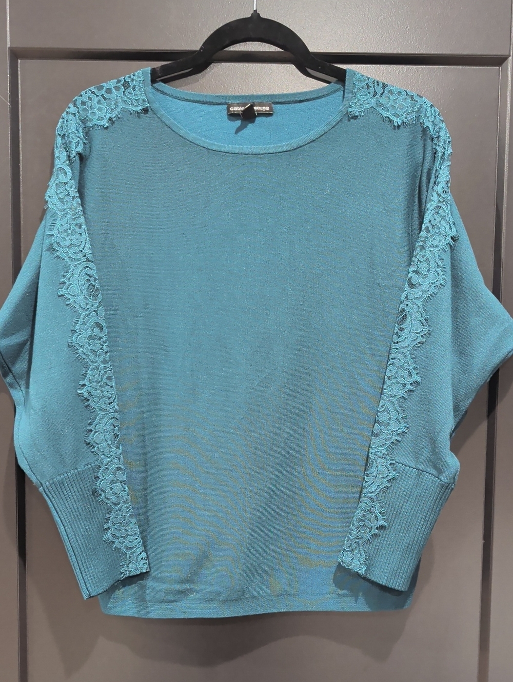 Cable & Gauge Teal Lace-Trim Crewneck Sweater